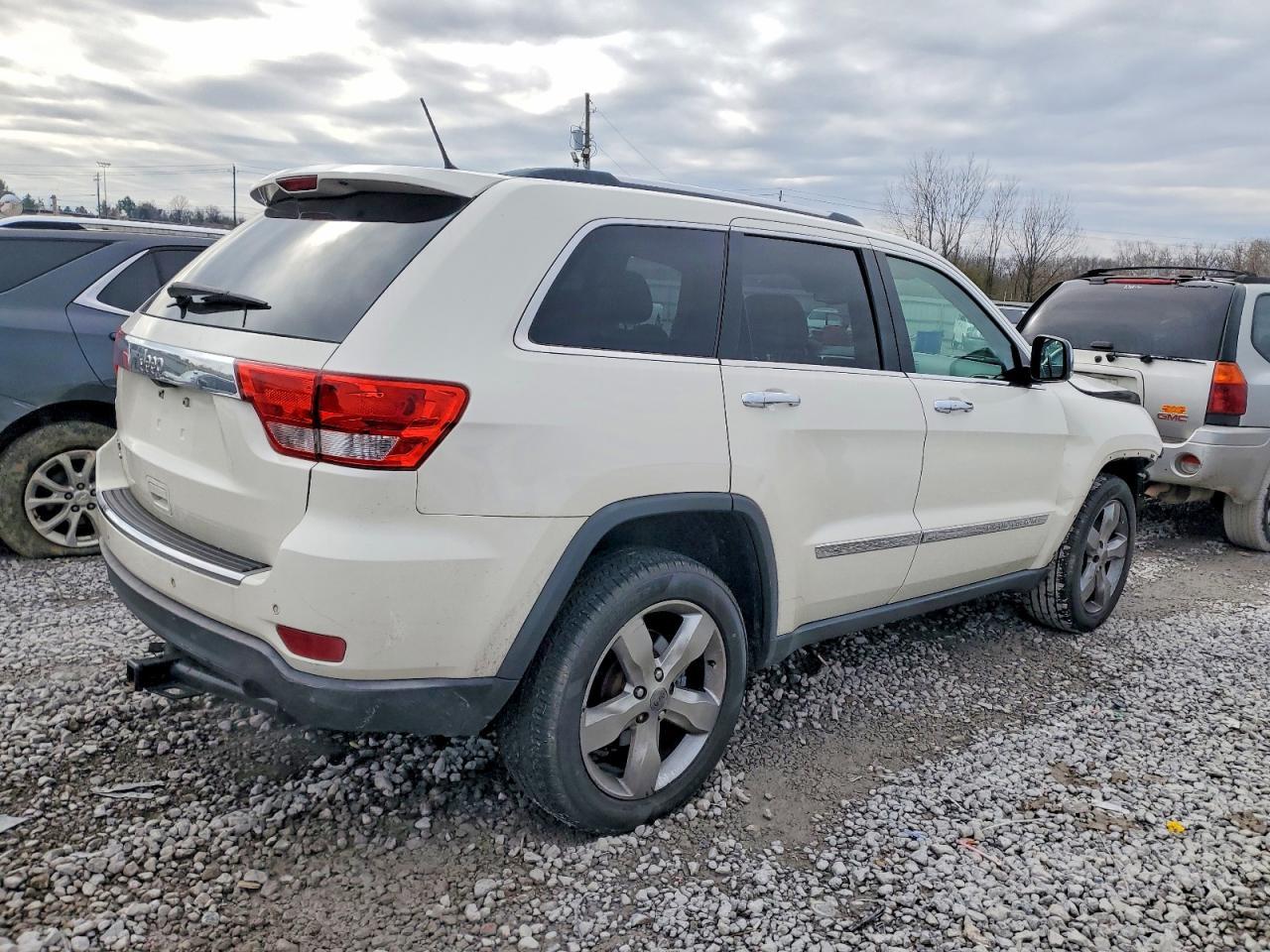 2012 Jeep Grand Cherokee Limited - Image 3