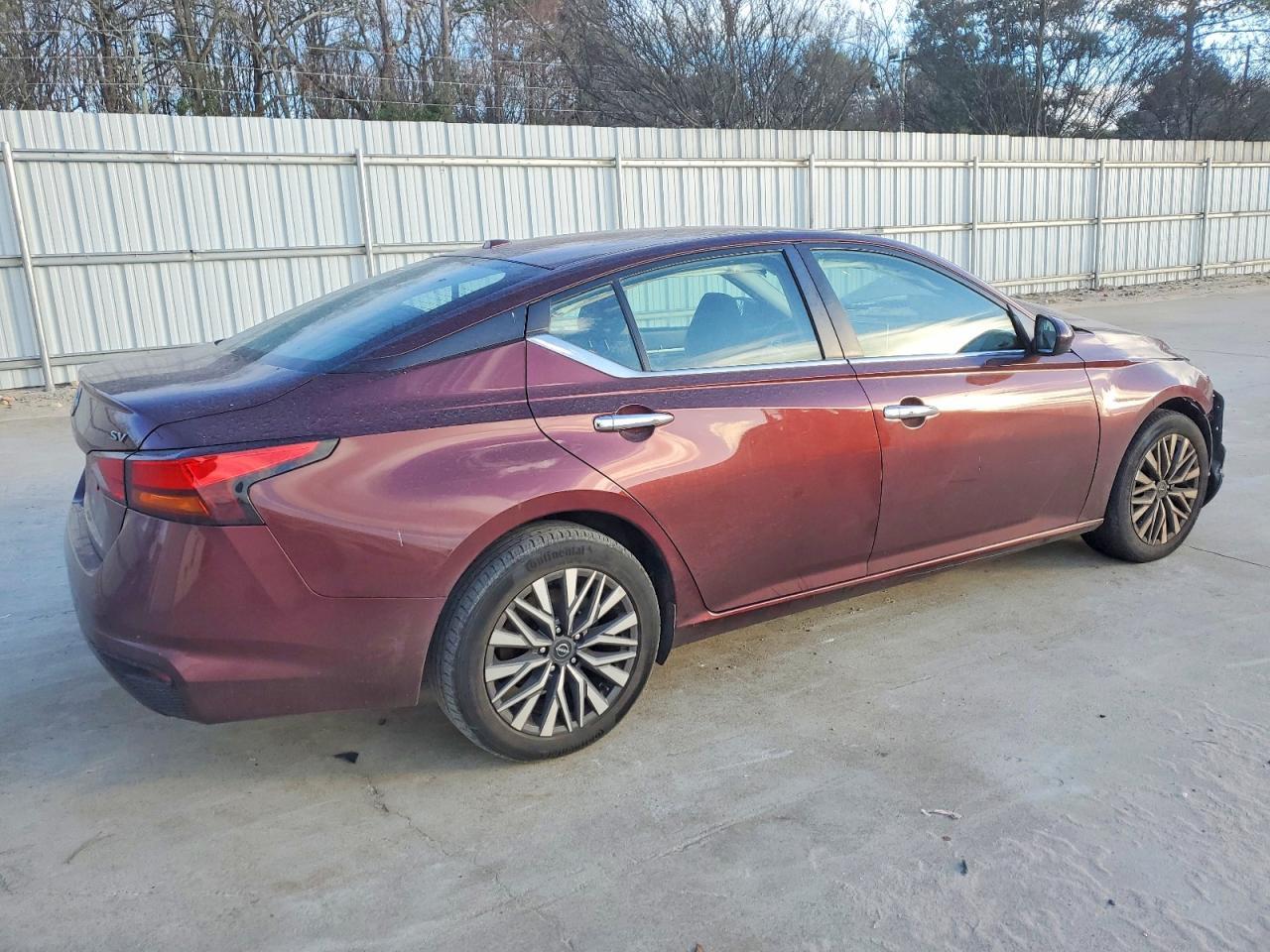 2023 Nissan Altima Sv - Фото 3