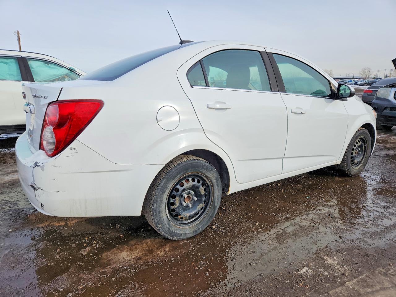 2015 Chevrolet Sonic Lt - Фото 3