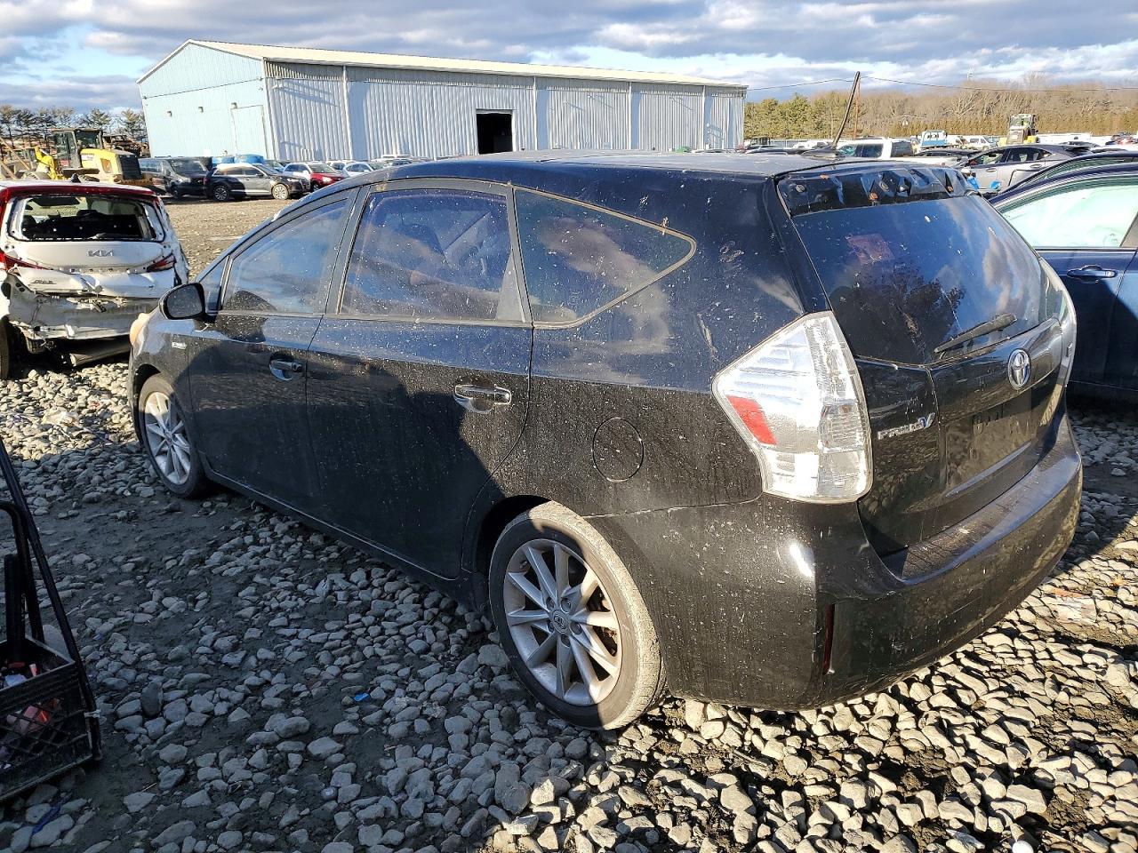 2012 Toyota Prius V - Фото 2