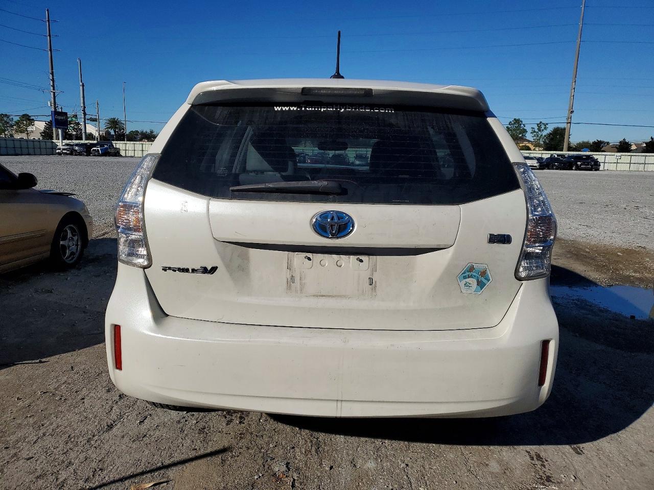 2012 Toyota Prius V Five - Фото 6