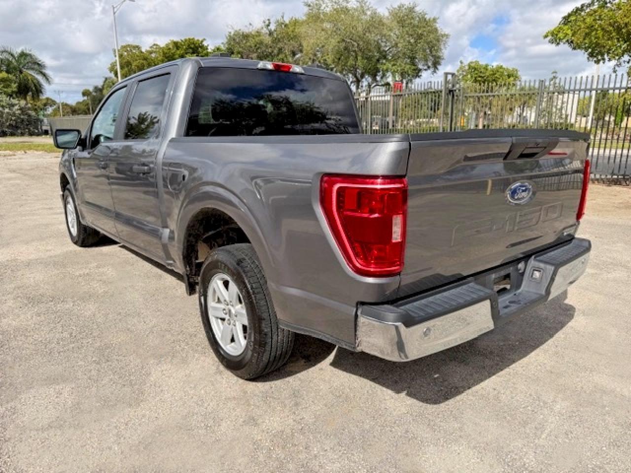2023 Ford F150 Supercrew - Фото 2