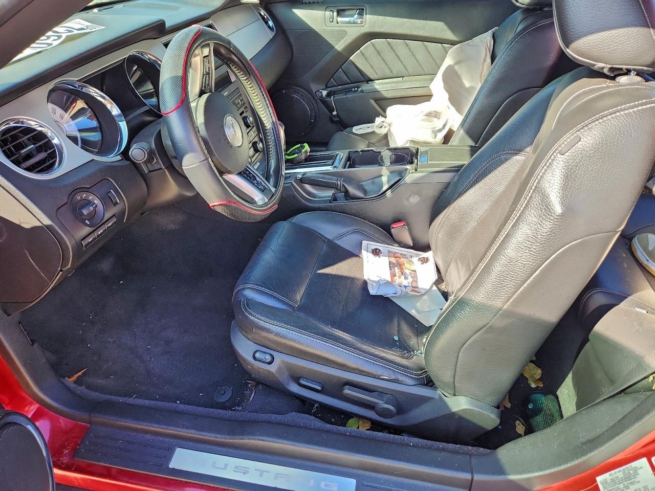 2011 Ford Mustang - Фото 7