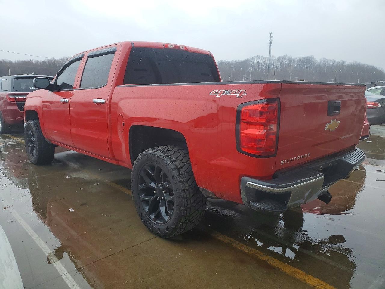 2015 Chevrolet Silverado K1500 - Фото 2