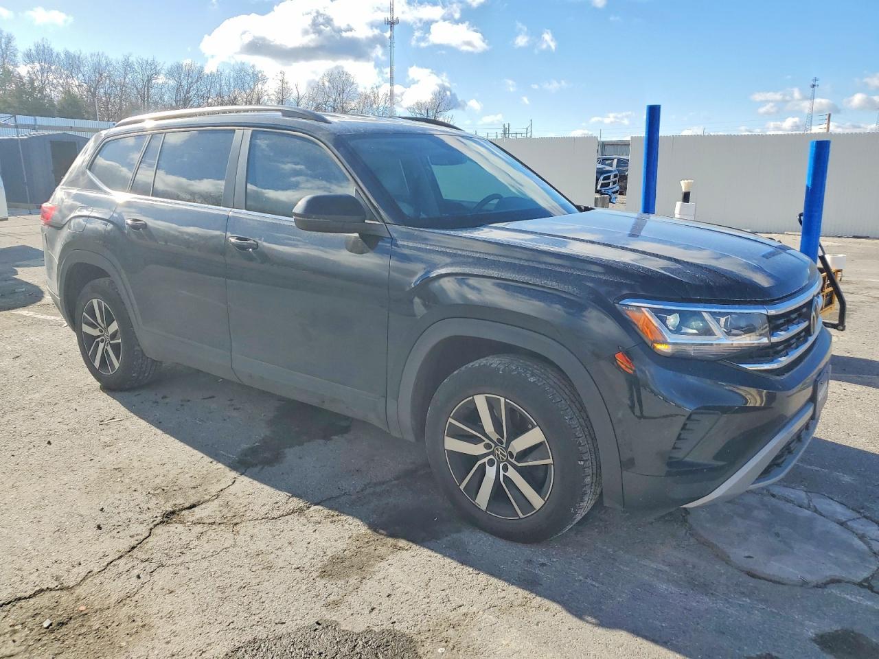 2022 Volkswagen Atlas Se - Фото 4