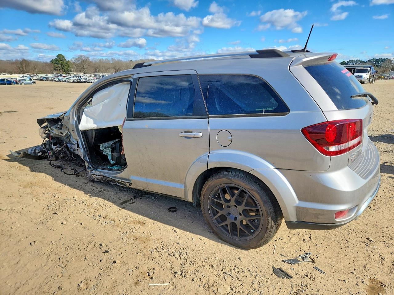 2018 Dodge Journey Crossroad - Фото 2