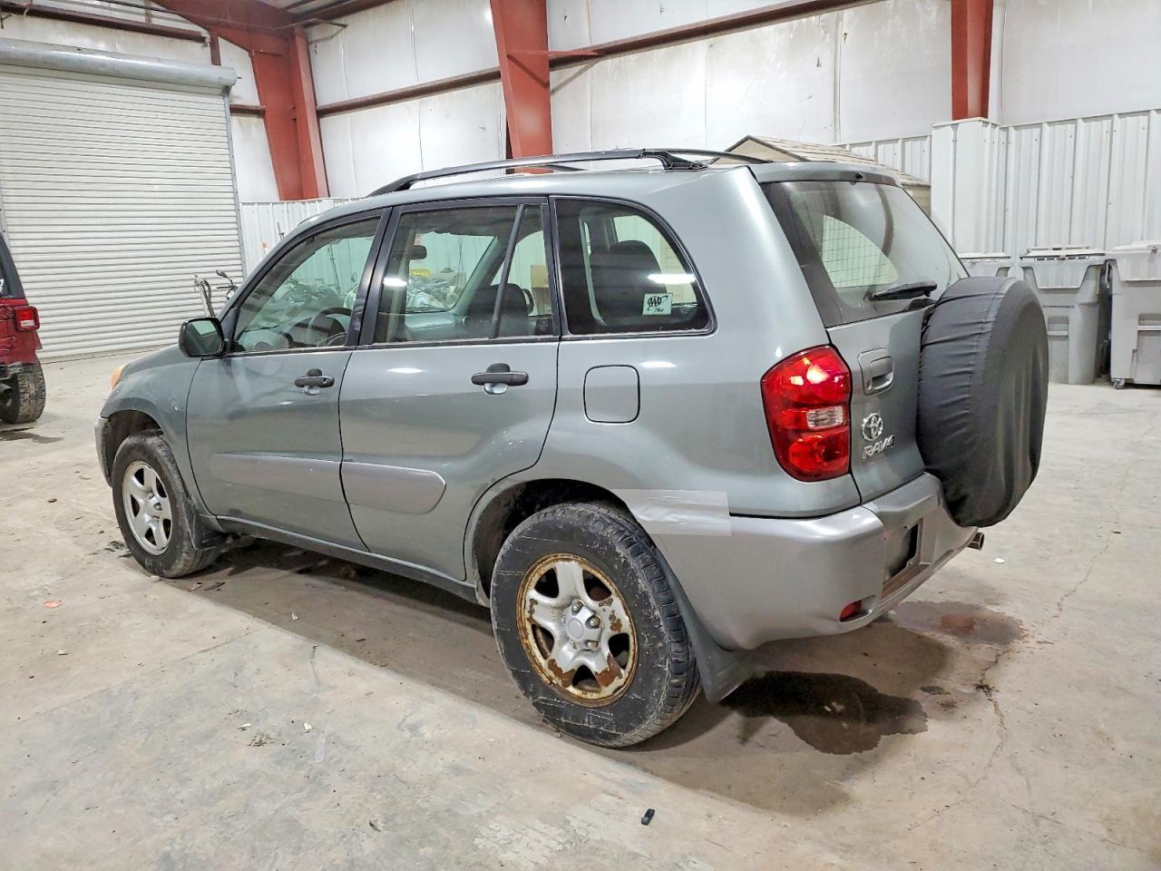 2004 Toyota Rav4 - Image 2