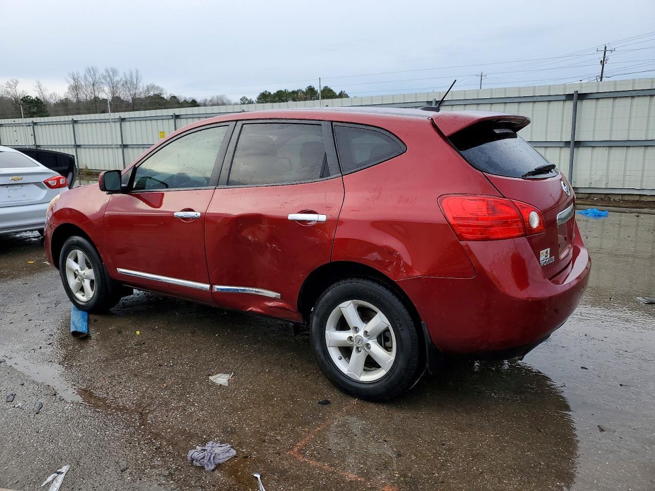 2013 Nissan Rogue S - Фото 2