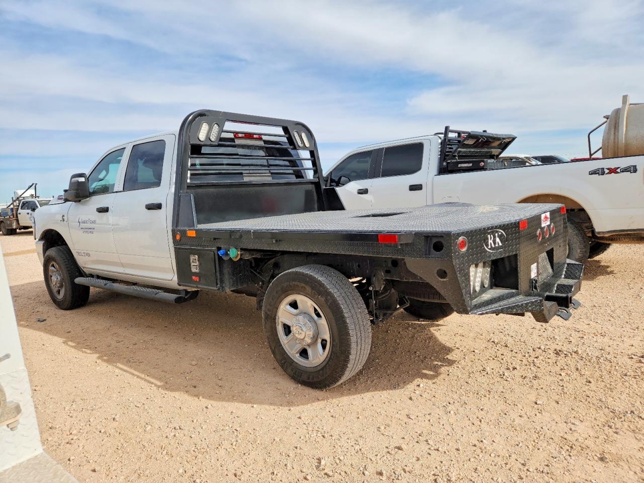 2025 Ram 2500 Flatbed Truck - Фото 2