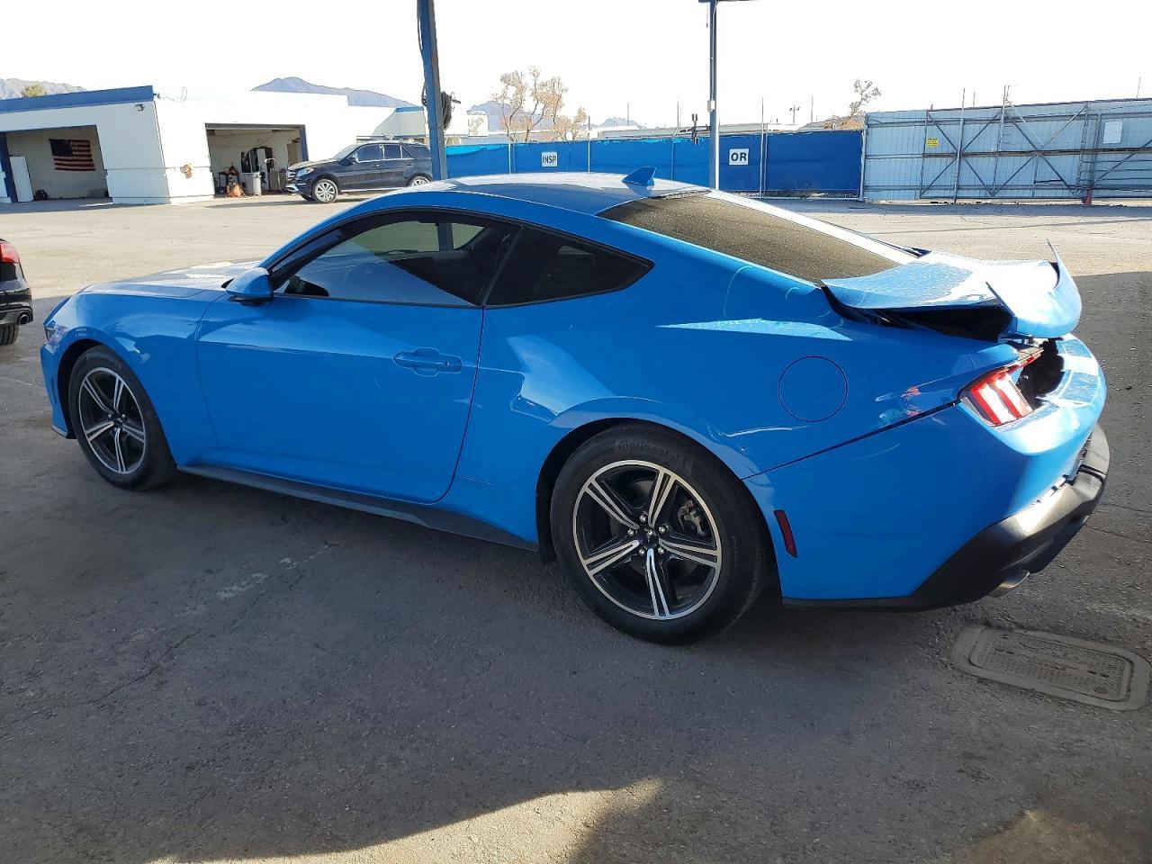 2024 Ford Mustang - Фото 2