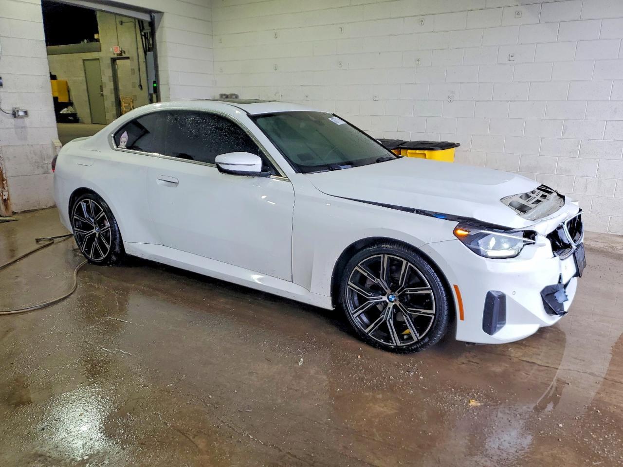 2022 BMW Motorrad 230I - Фото 4