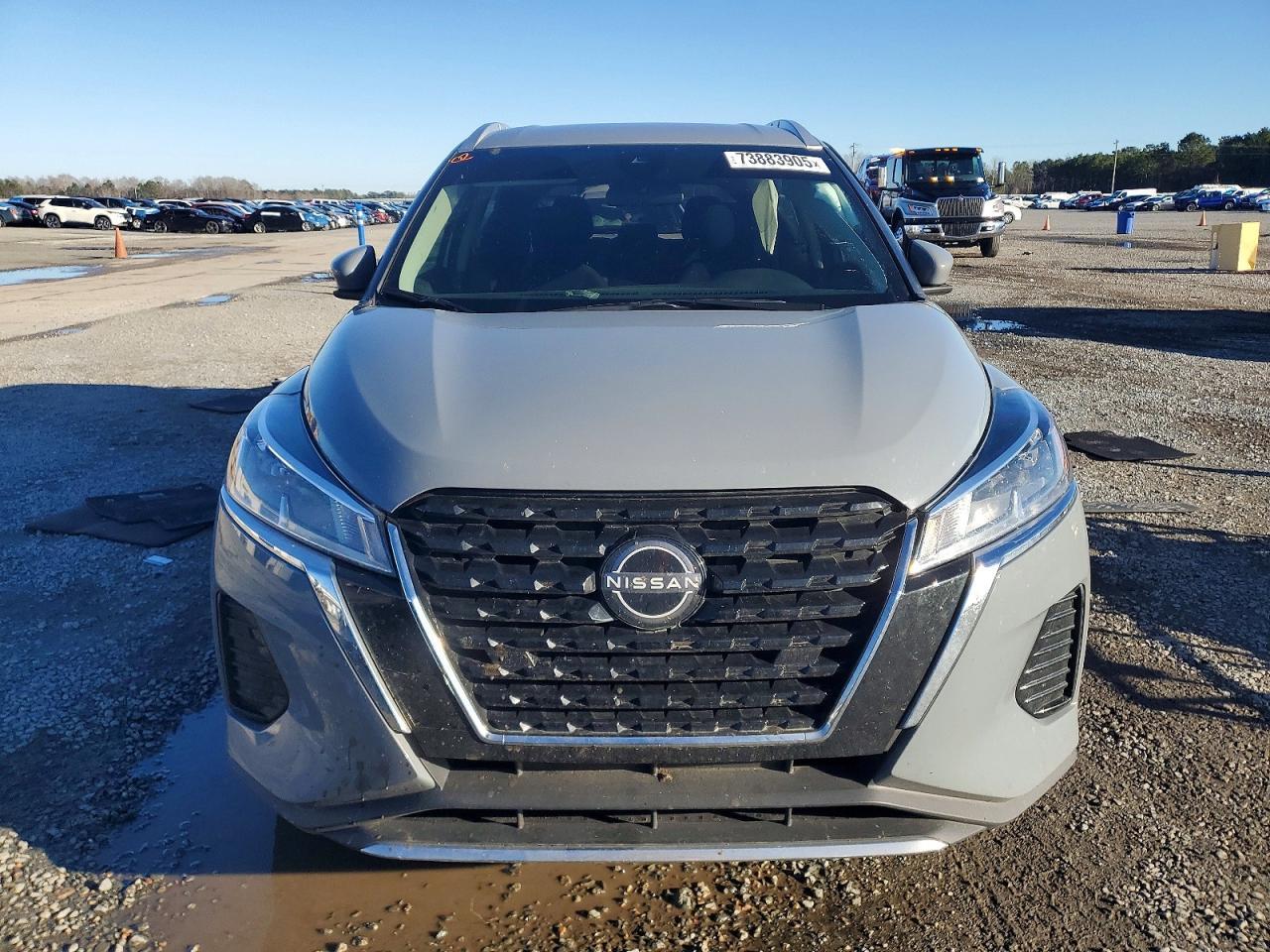 2024 Niss Kicks - Image 5