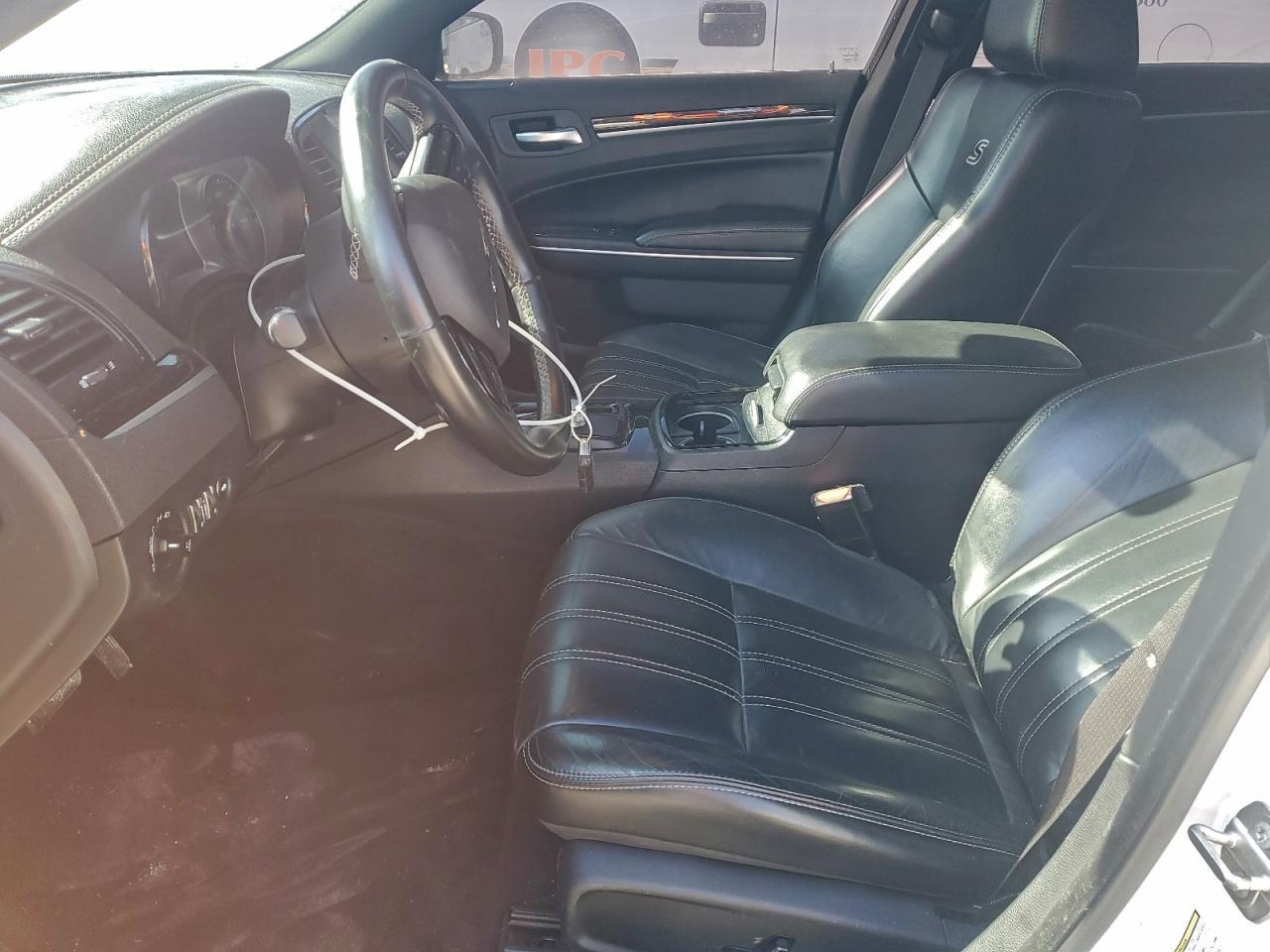 2018 Chrysler 300 S - Фото 7
