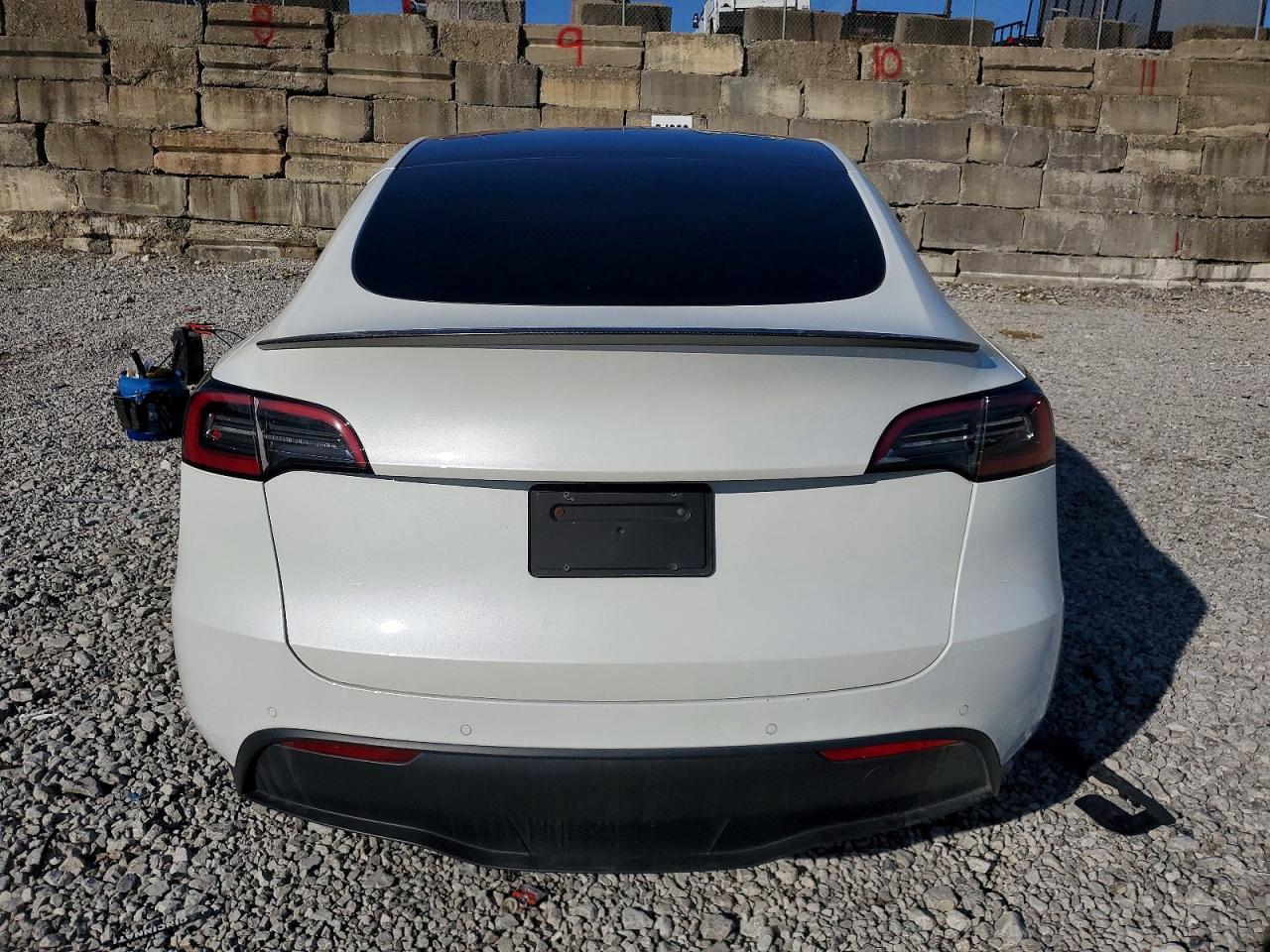 2022 Tesla Model Y - Фото 6
