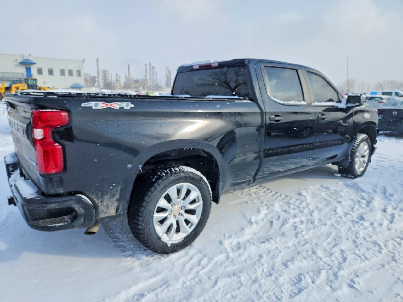 2025 Chevrolet Silverado K1500 Custom - Фото 3