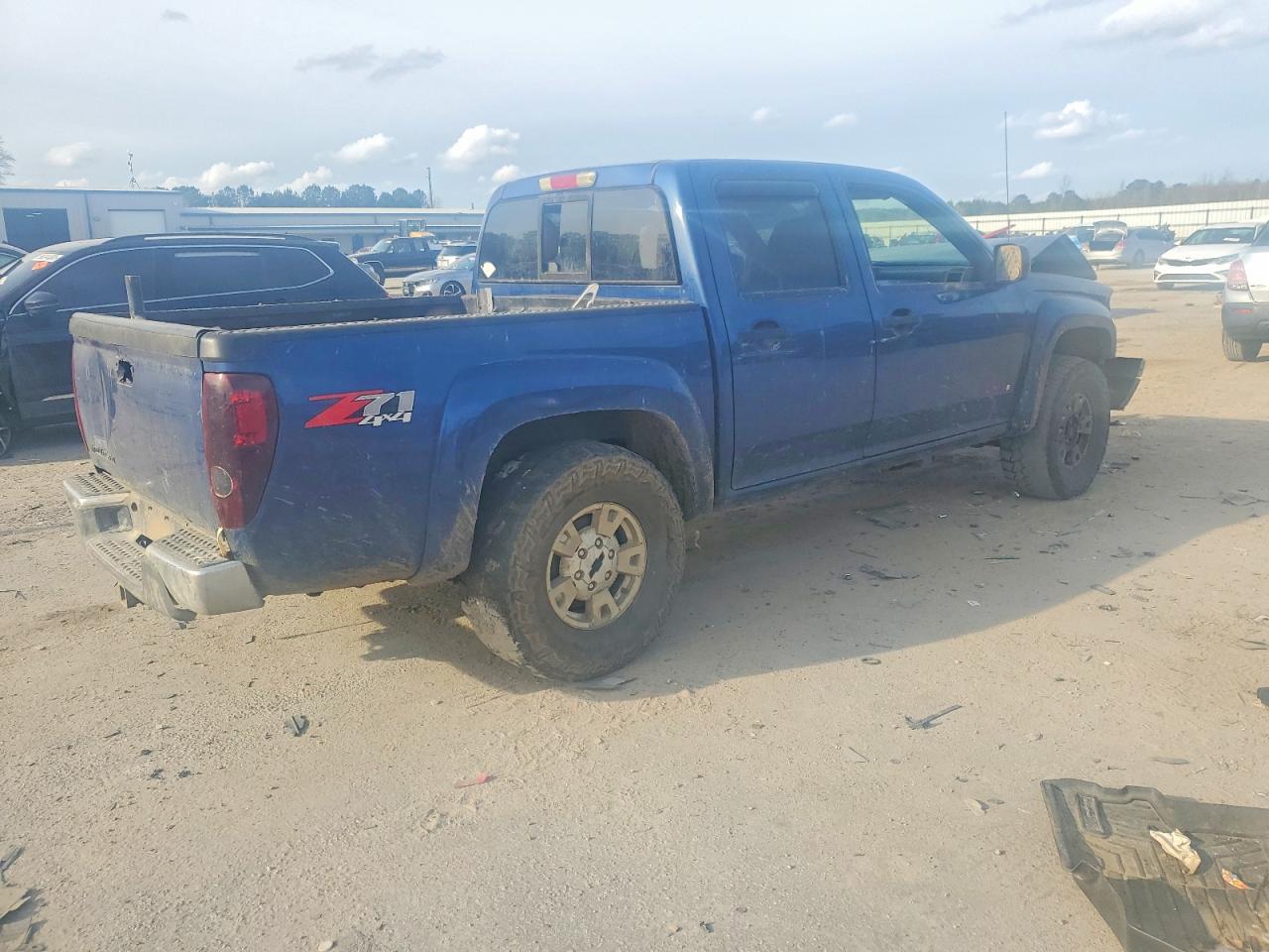 2006 Chevrolet Colorado - Image 3