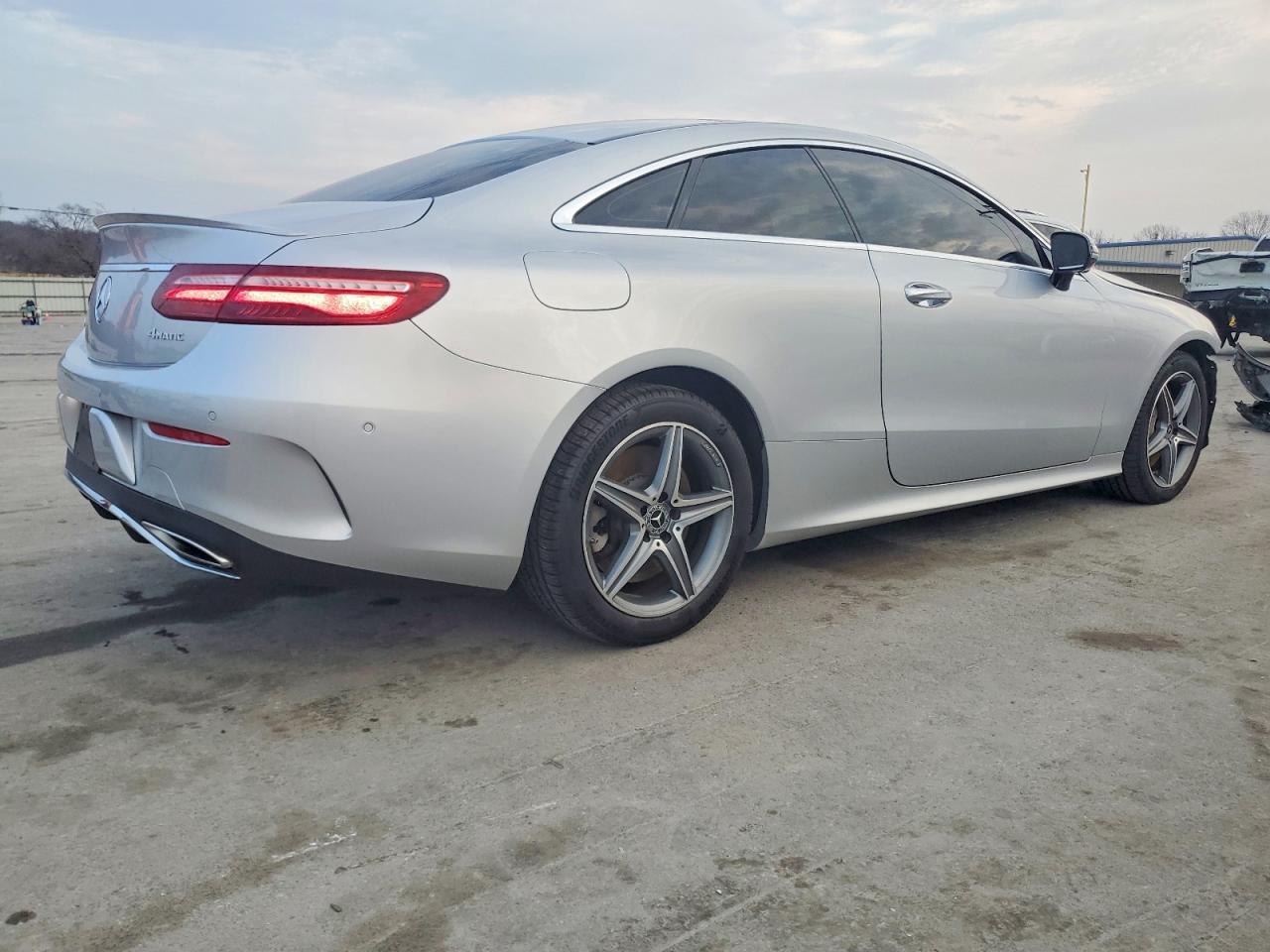 2019 Mercedes-Benz E 450 4Matic - Image 3