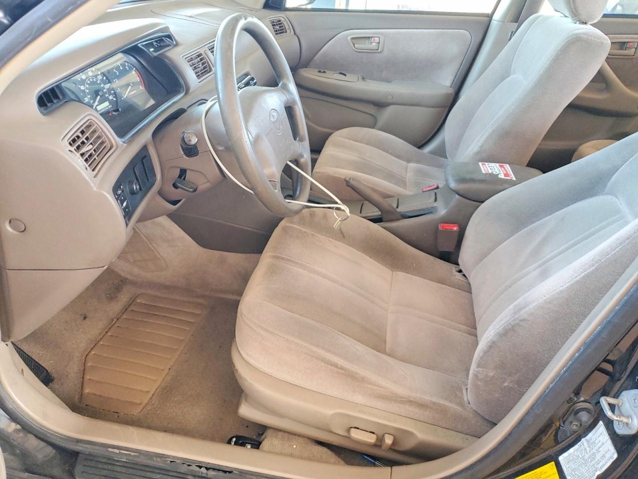 1999 Toyota Camry Le - Image 7
