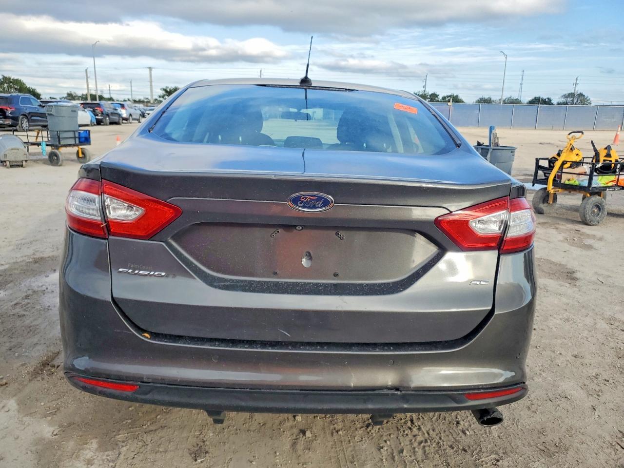 2016 Ford Fusion Se - Image 6