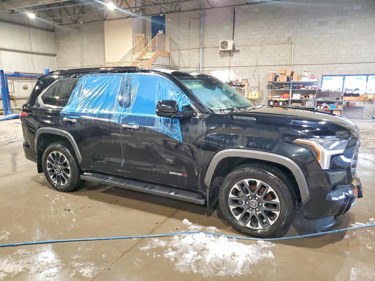 2023 Toyota Sequoia Sr5 - Фото 4