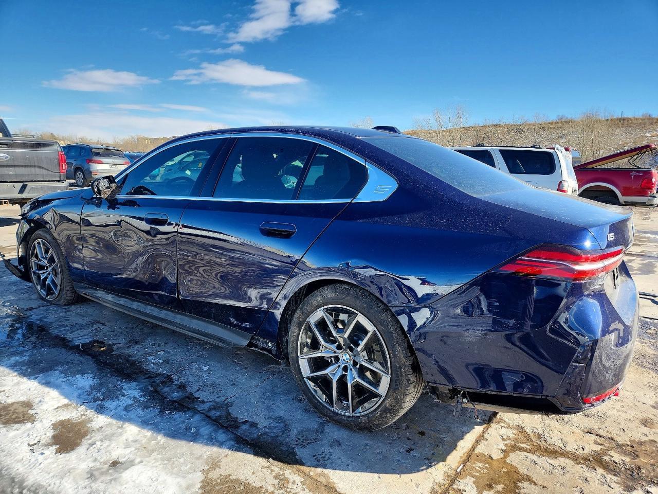 2026 BMW I5 xDrive 40 - Фото 2
