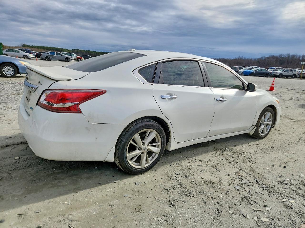 2013 Nissan Altima 2.5 - Image 3