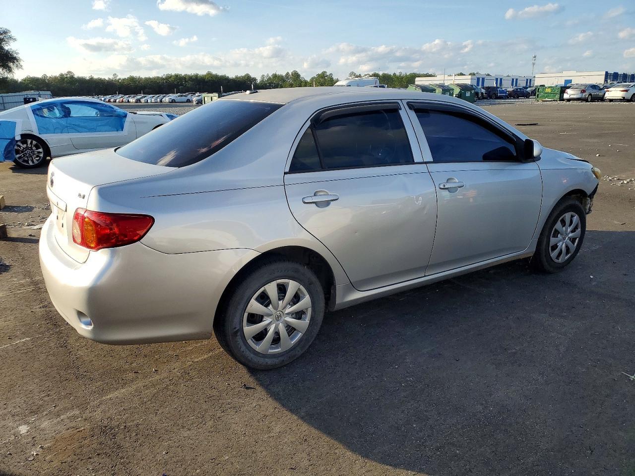2009 Toyota Corolla Base - Фото 3