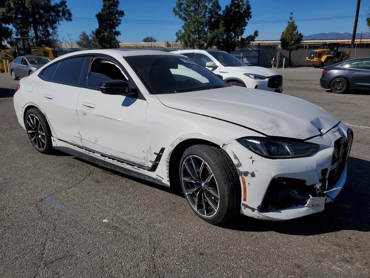 2025 BMW I4 Edrive 40 - Image 4