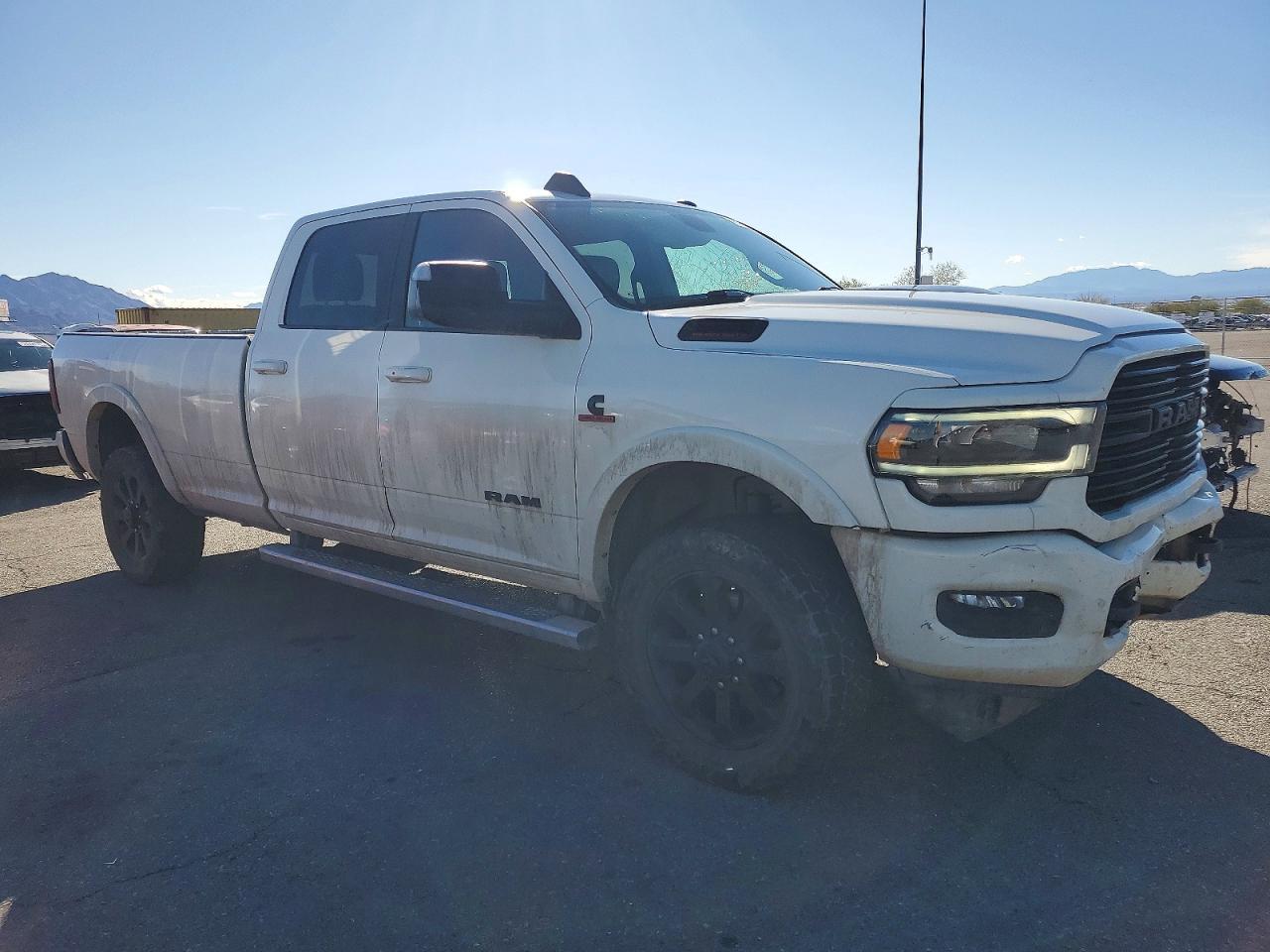 2021 Ram 2500 Laramie - Фото 4