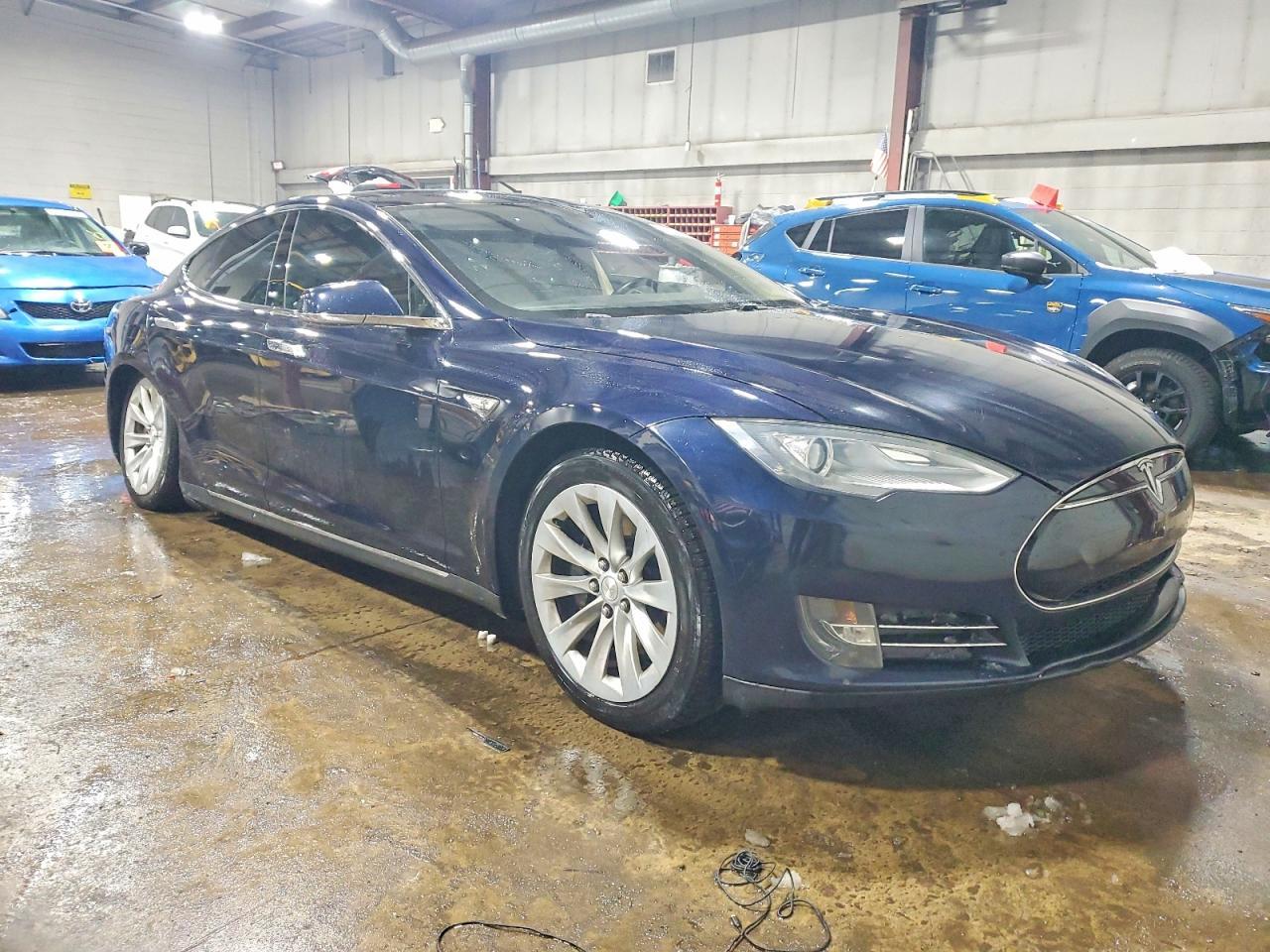 2013 Tesla Model S - Фото 4