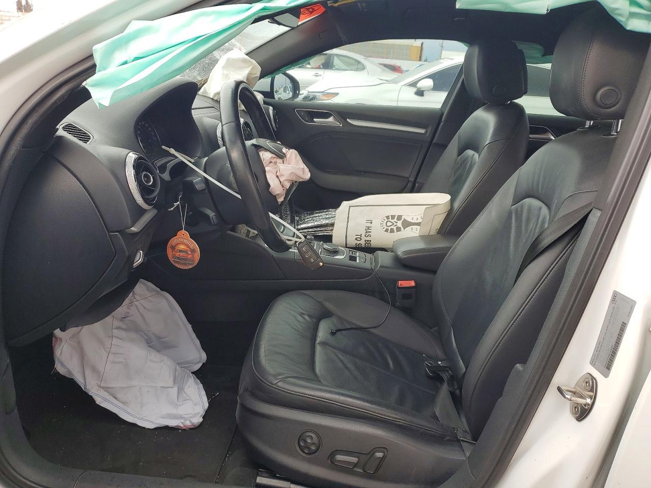 2016 Audi A3 Premium - Фото 7