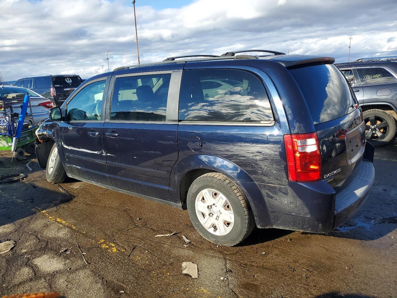 2010 Dodge Grand Caravan Se - Фото 2