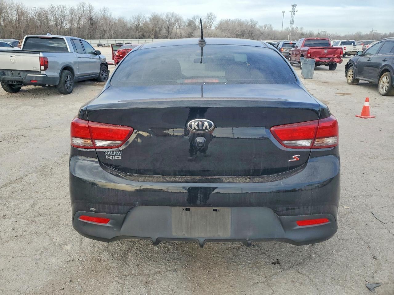 2020 Kia Rio - Фото 6