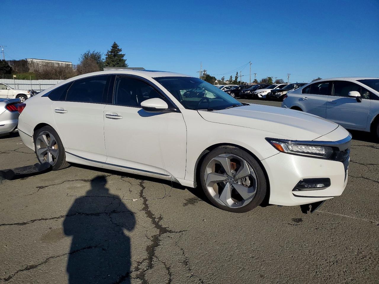2018 Honda Accord Touring - Фото 4