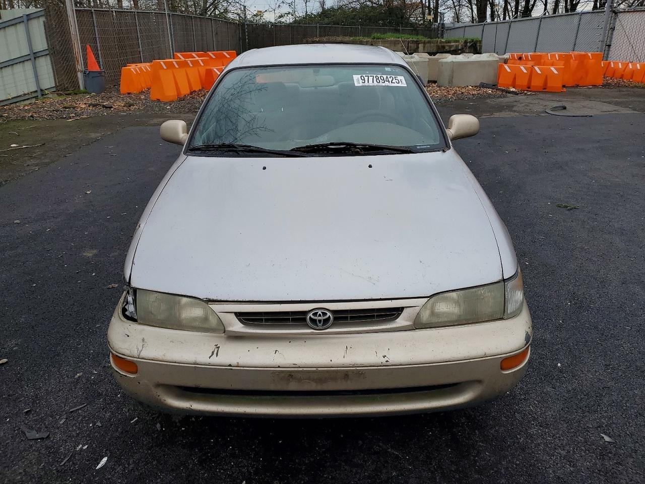 1996 Toyt Corolla Dx - Фото 5