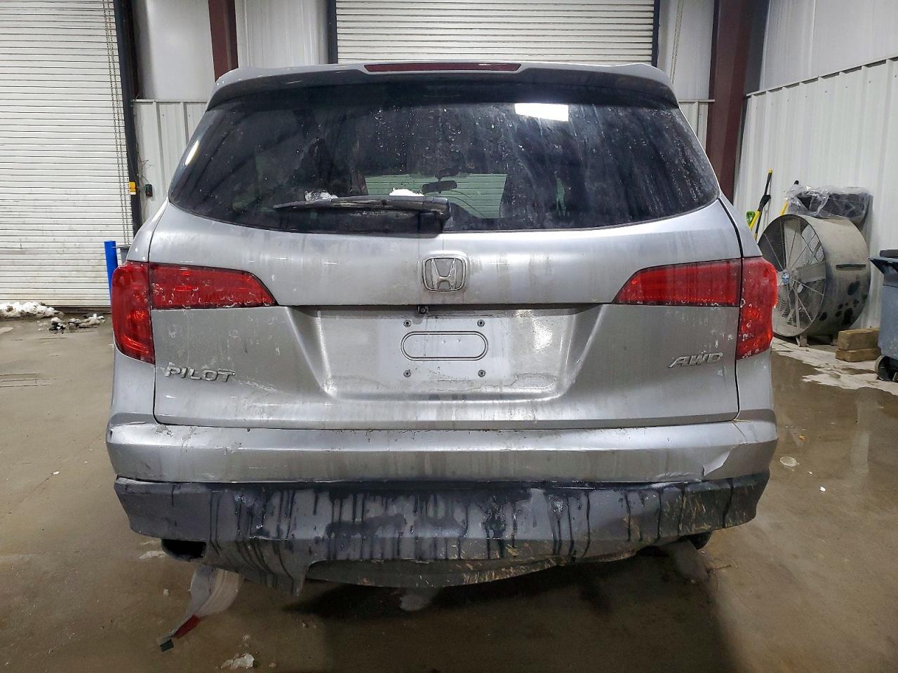 2018 Honda Pilot Ex - Image 6