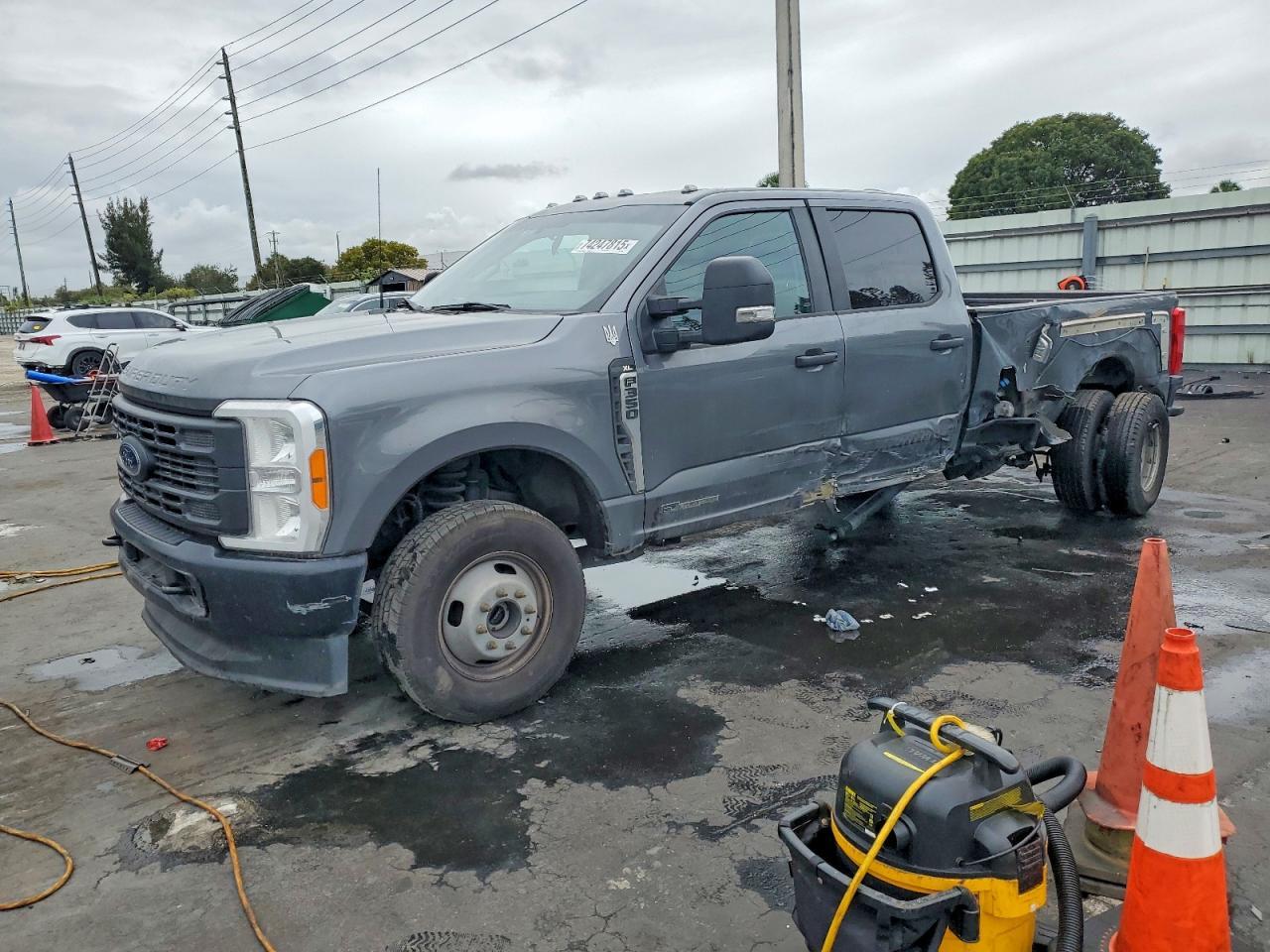 2024 Ford F350 Super Duty