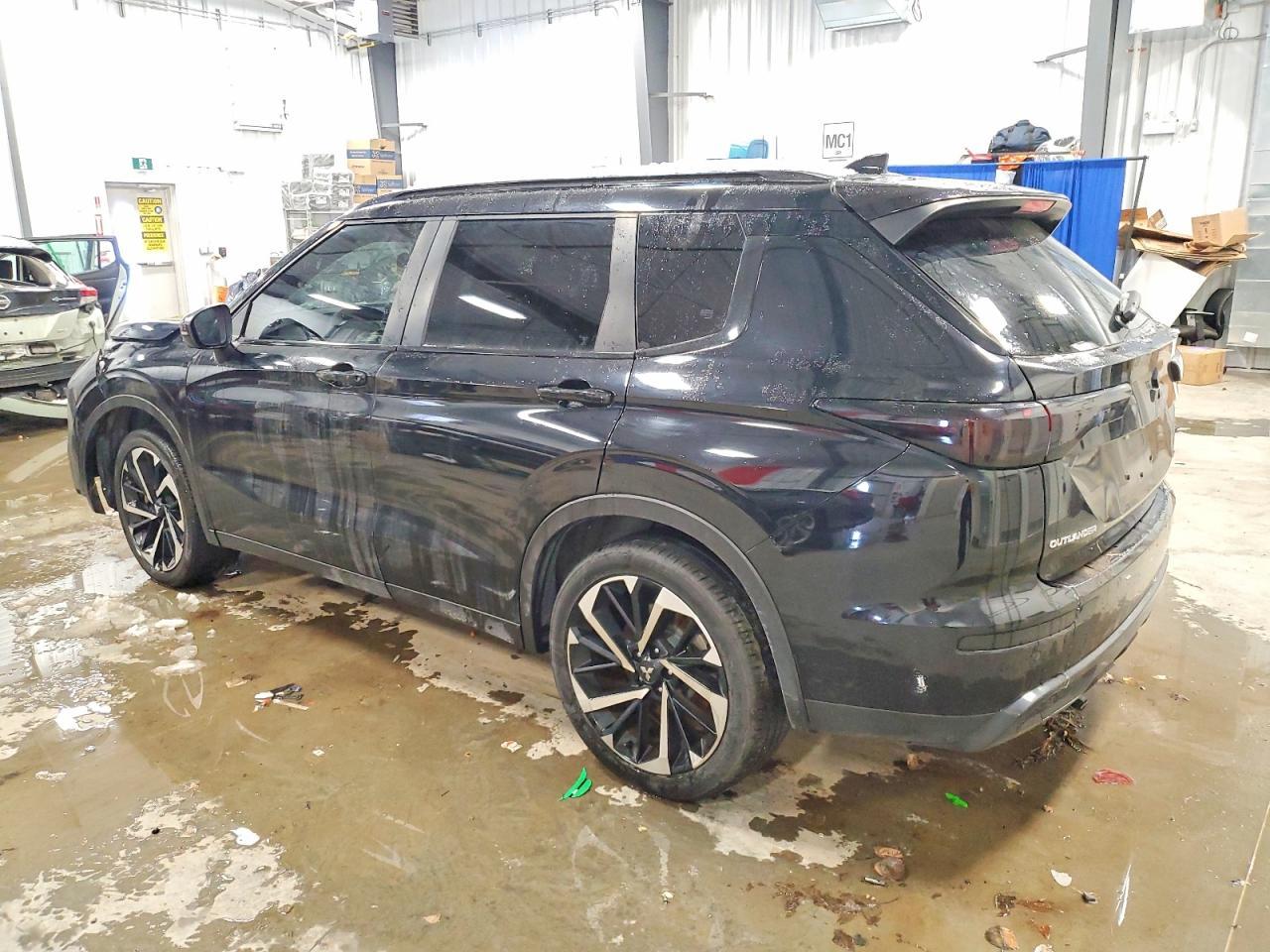 2022 Mitsubishi Outlander Se - Фото 2