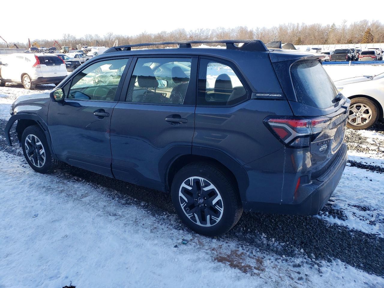 2025 Subaru Forester - Фото 2