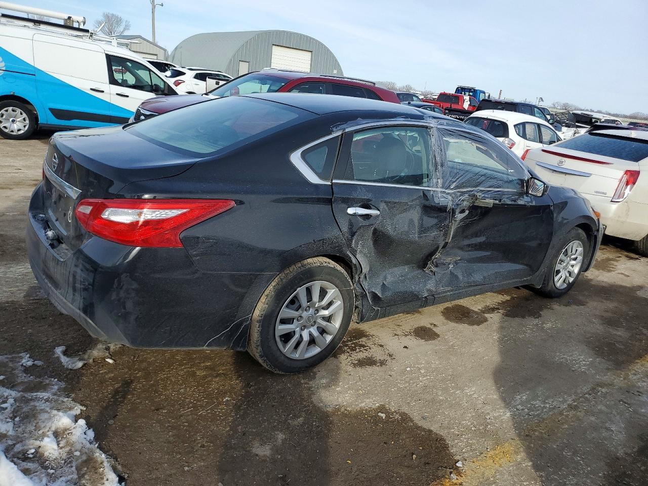 2017 Nissan Altima 2.5 - Фото 3