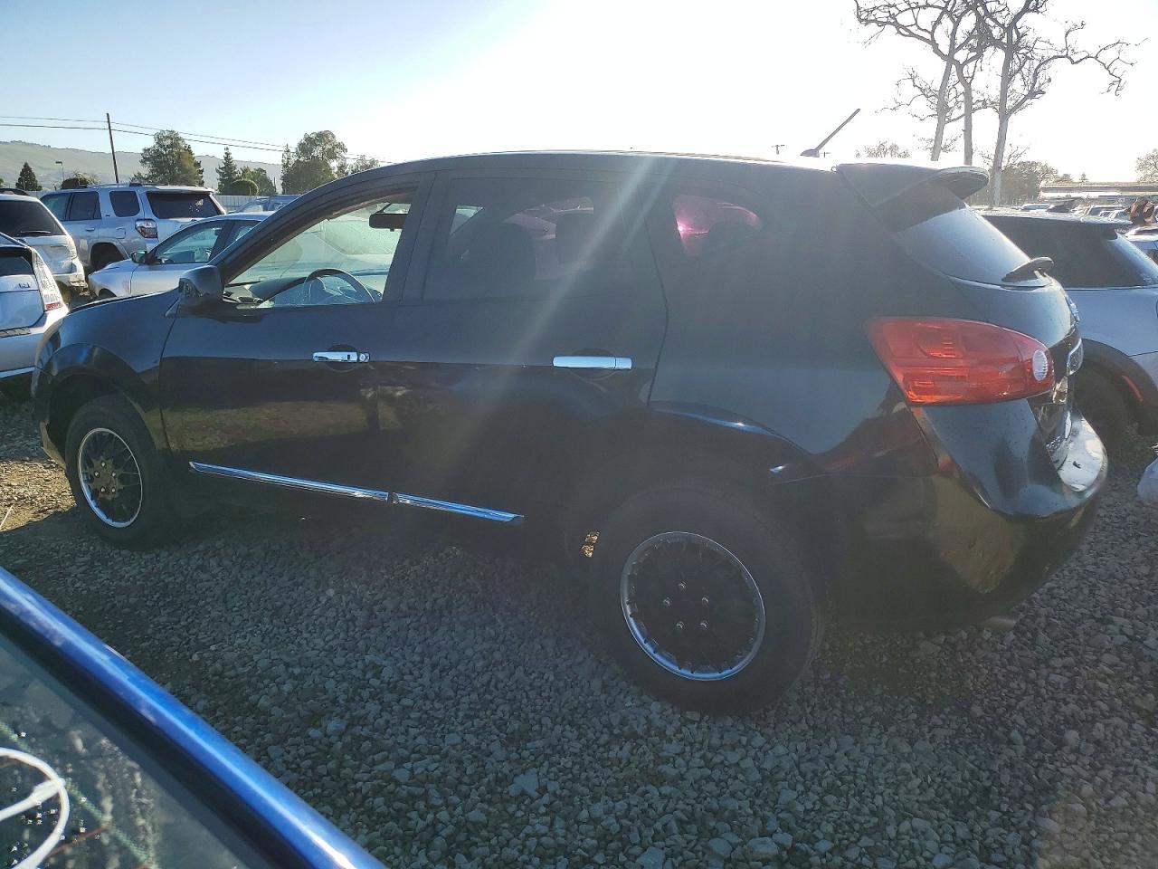 2013 Nissan Rogue S - Фото 2