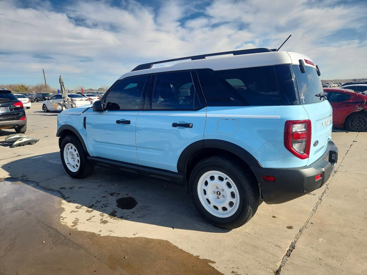 2025 Ford Bronco Sport Heritage - Image 2