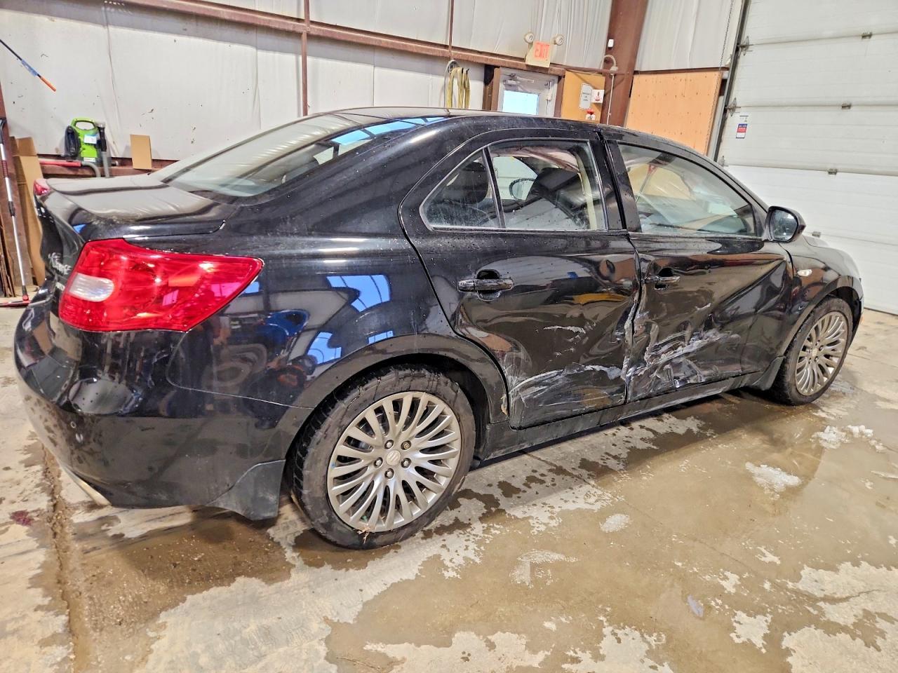 2011 Suzuki Kizashi Sls - Фото 3