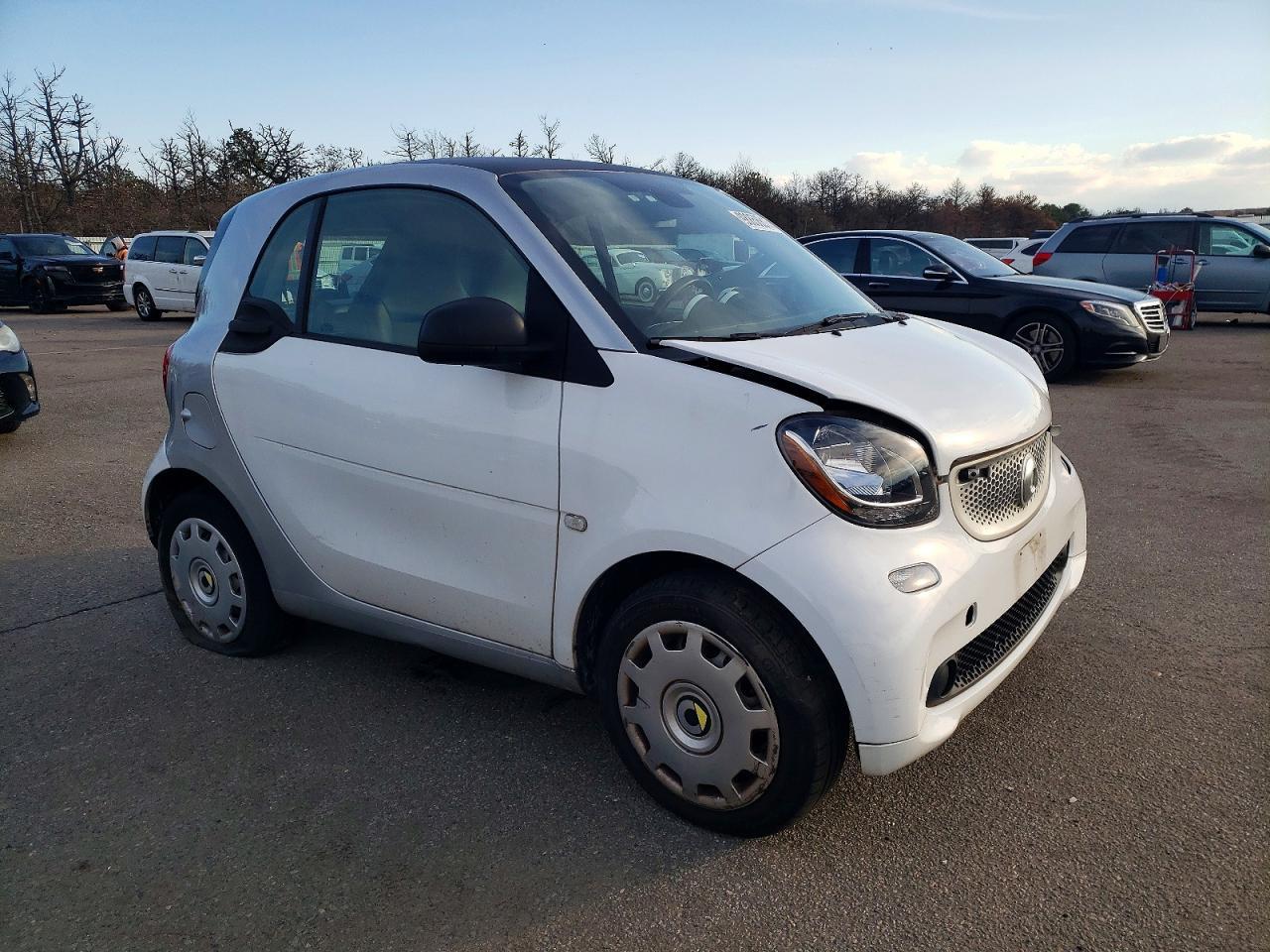 2016 Smart Fortwo - Фото 4