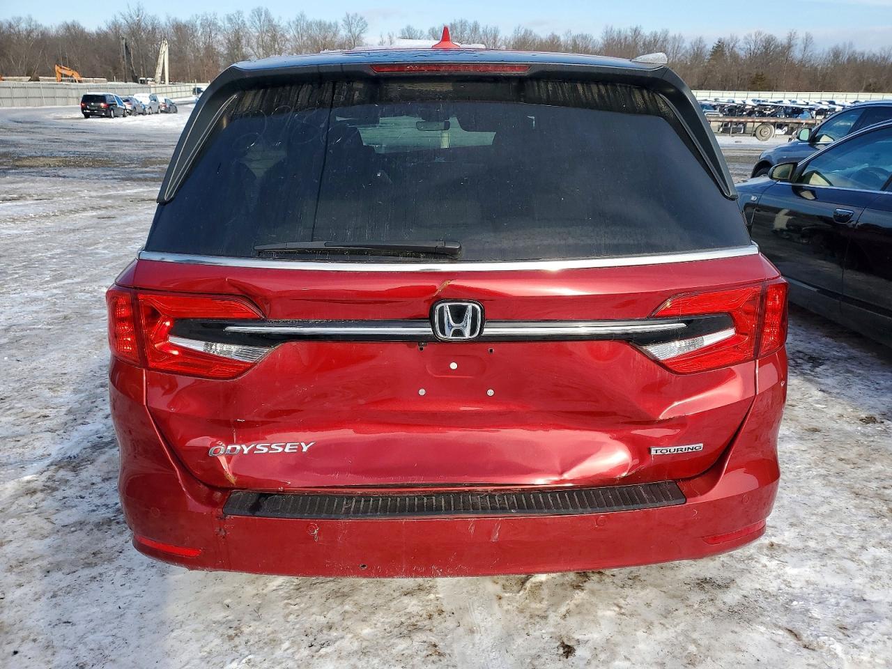 2022 Honda Odyssey Touring - Image 6