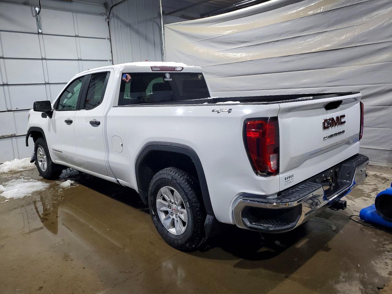 2020 GMC Sierra K1500 - Image 2