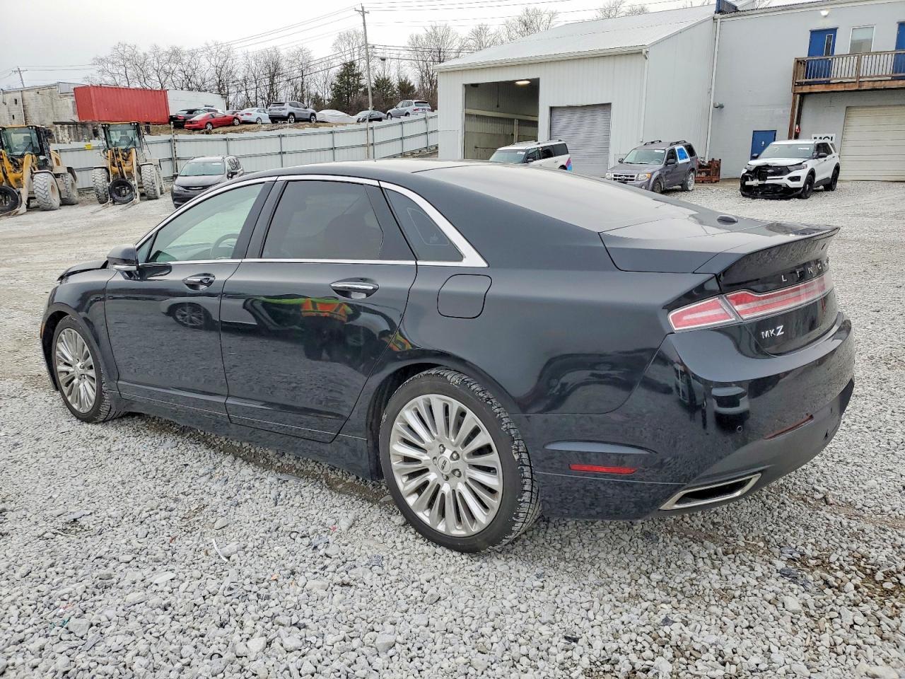 2016 Lincoln Townhouse Mkz - Image 2