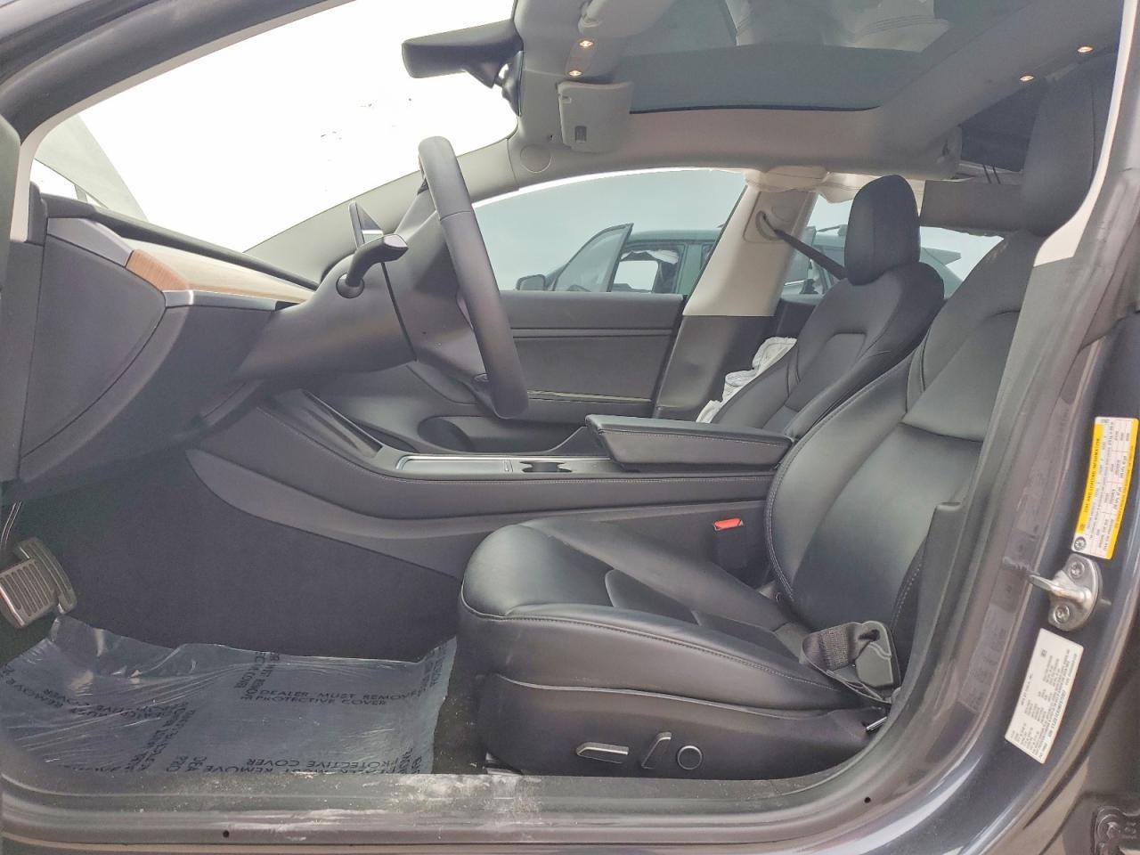 2021 Tesla Model 3 - Фото 7