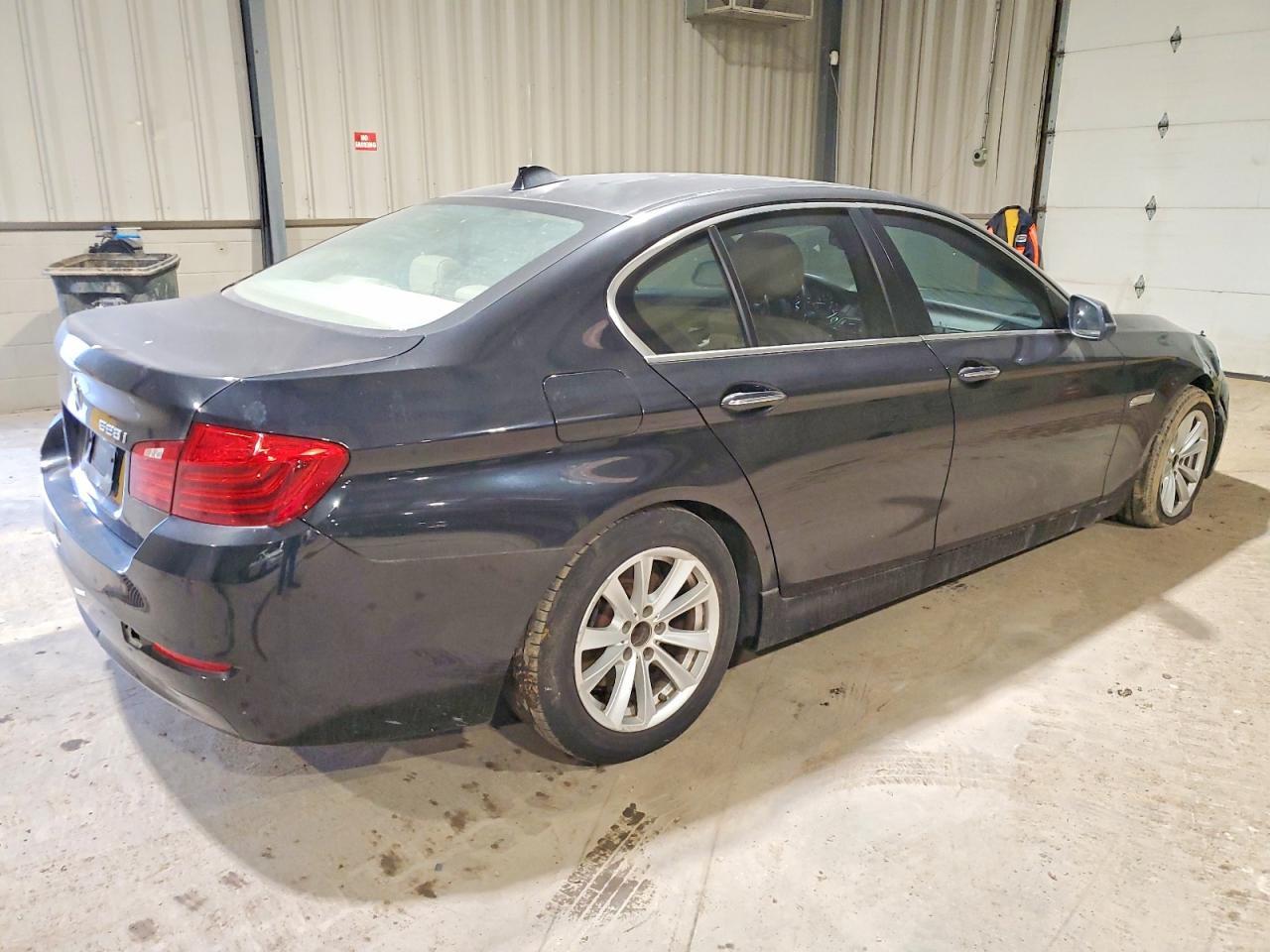 2015 BMW 528 I - Image 3