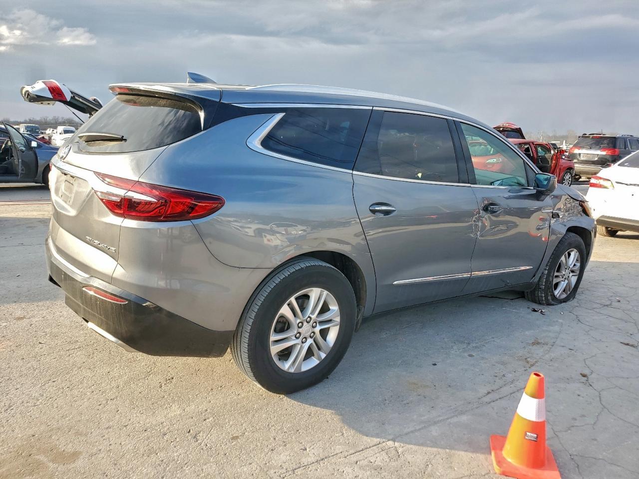 2019 Buick Enclave Essence - Фото 3